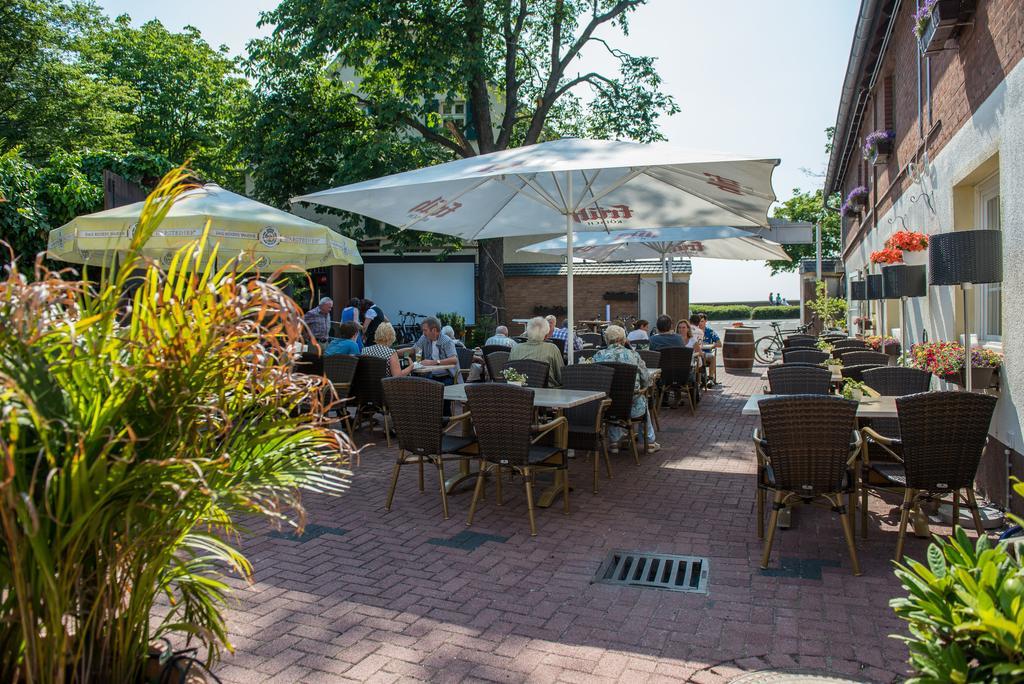 Hotel & Restaurant Zum Vater Rhein Monheim am Rhein Dış mekan fotoğraf